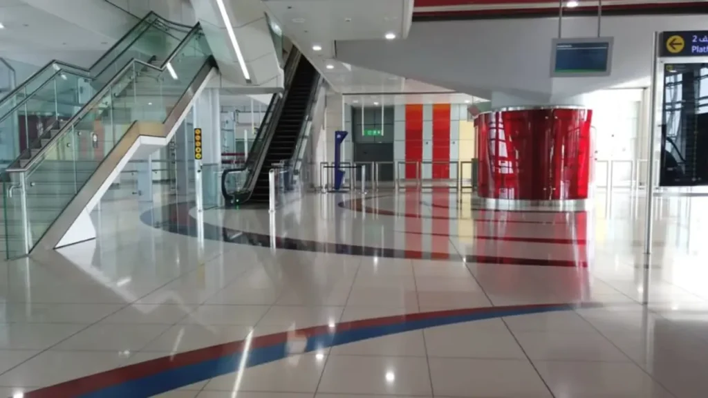 Etisalat metro station